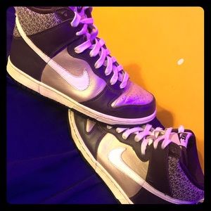 Rare jordans, used once, Hight tops, very good!!